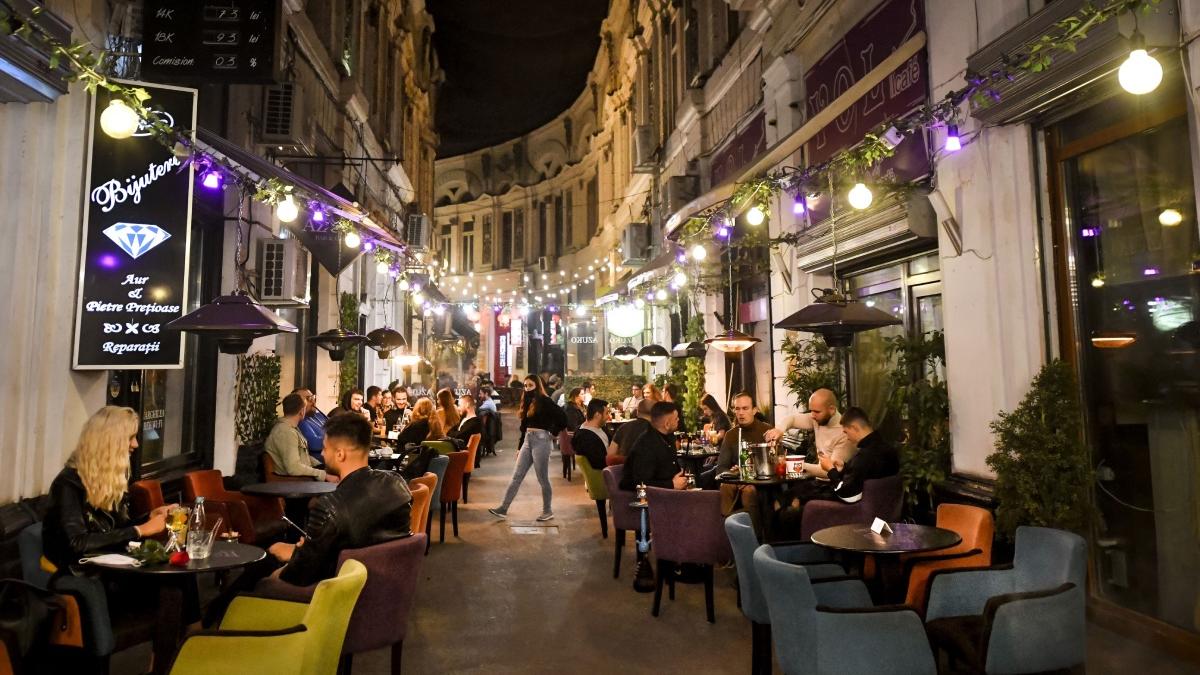 Capitala, aproape de scenariul roşu! Patronii de restaurante avertizează: ''Nu ne mai permitem un nou lockdown''