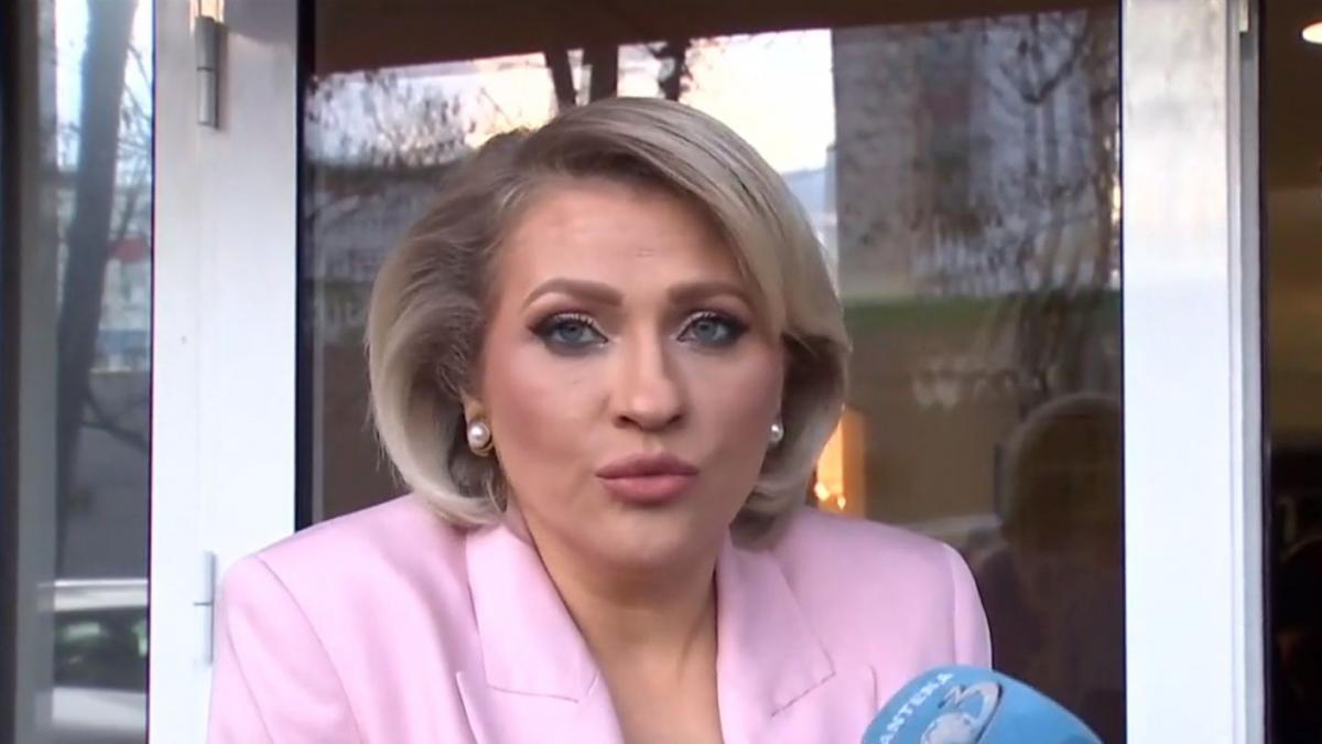 Mirela Vaida despre femeia care a agresat-o în direct: ''Mai avea încă o sacoşă cu vreo trei-patru pietroaie!''