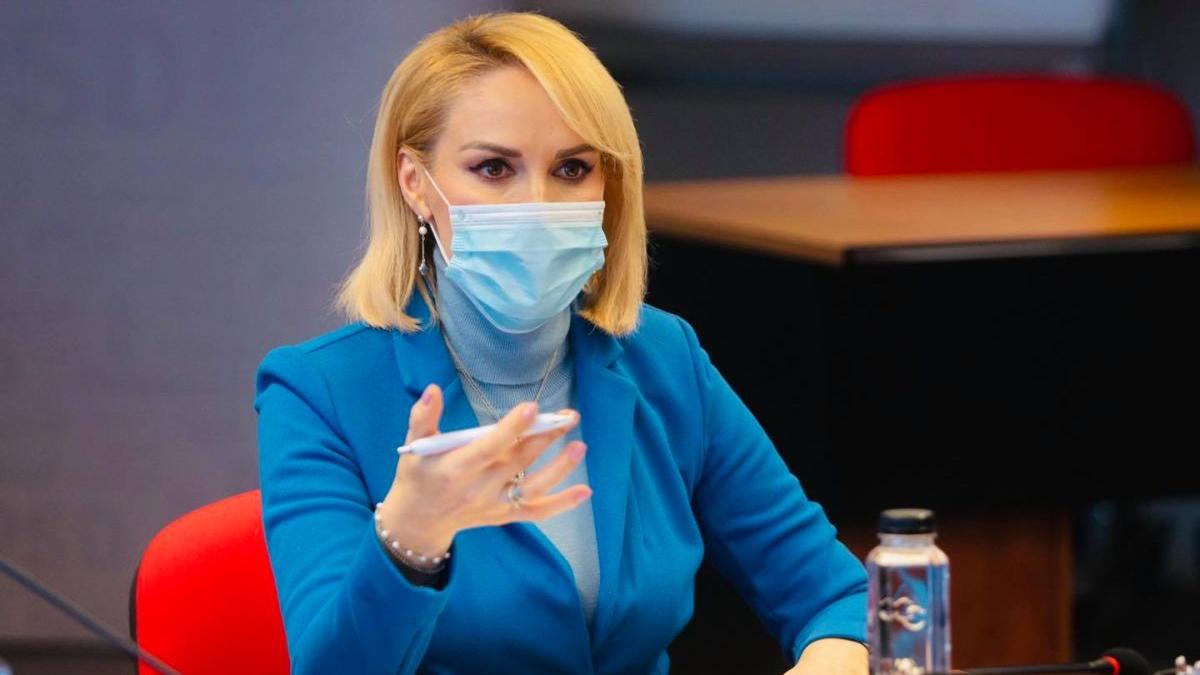 Gabriela Firea critică măsurile prefectului Capitalei despre magazine: ''Sunt aberante şi comunistoide''