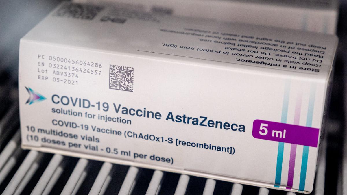 OMS: Nu există „date adecvate”  ca rapelul să se facă cu un alt ser în cazul celor vaccinați cu AstraZeneca