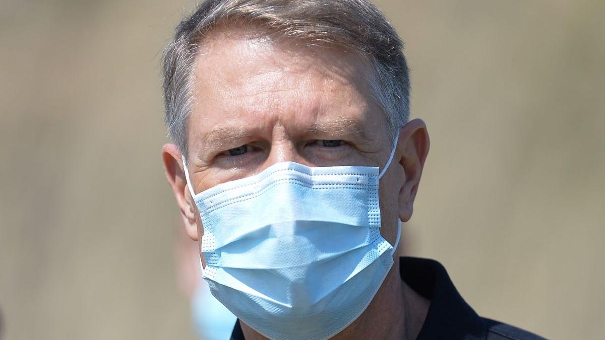 Klaus Iohannis: ”Pandemia nu se poate încheia până când nu vom fi vaccinați într-un procent semnificativ”