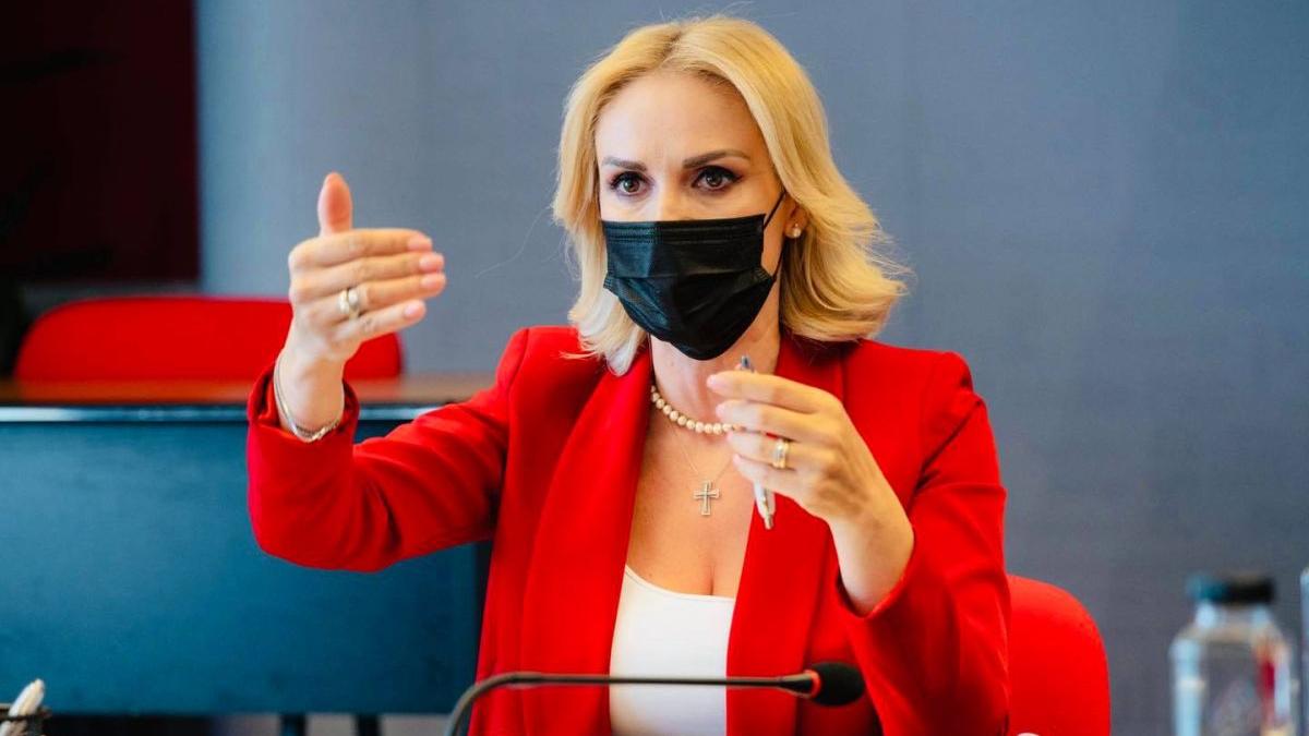 Gabriela Firea: "Nepăsare față de valurile scumpiri care devastează puterea de cumpărare și sărăcesc populația României, în condițiile înghețării veniturilor!"