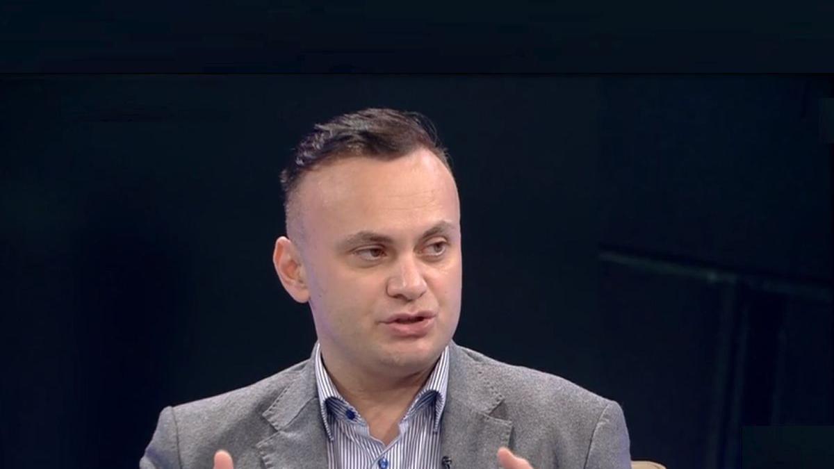 Medicul Adrian Marinescu a răspuns provocării lansate de Florin Cîţu: Ce conţine vaccinul?