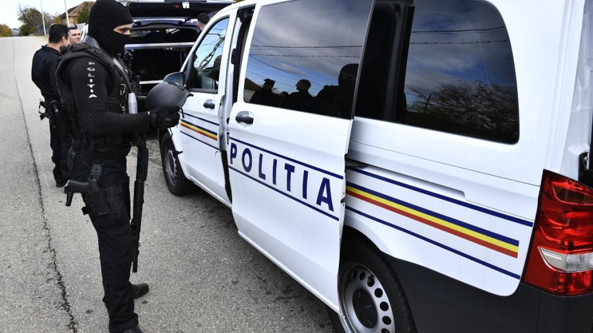 Fals poliţist din Prahova prins în flagrant când cerea bani pentru o intervenție la ANAF