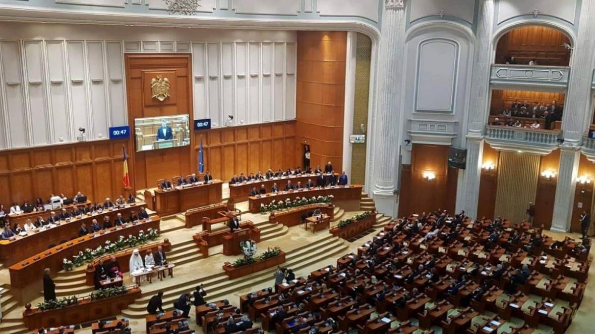 Educația sexuală în şcoli, scandal cu repetiție în Parlament. Psihoterapeut: Este important să menţionăm scopul. Sute de copii devin părinţi din lipsa informaţiilor