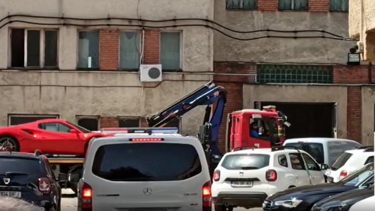 622 de autoturisme și camioane, precum și 50 de imobile, sechestrate în urma perchezițiilor la traficanţii de ţigări