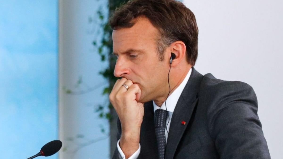 Macron, victima unui spionaj cu același soft pe care Viktor Orban îl folosea ca să înregistreze telefoanele jurnaliștilor