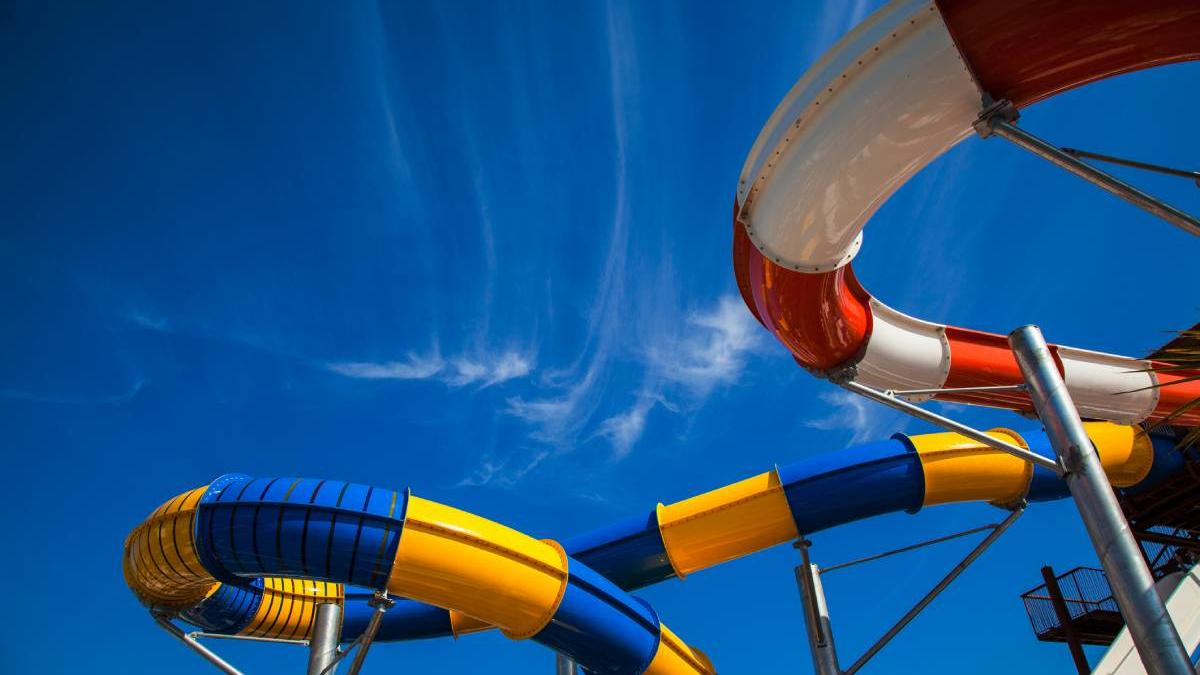 Tineri Accident tobogan aquapark galati