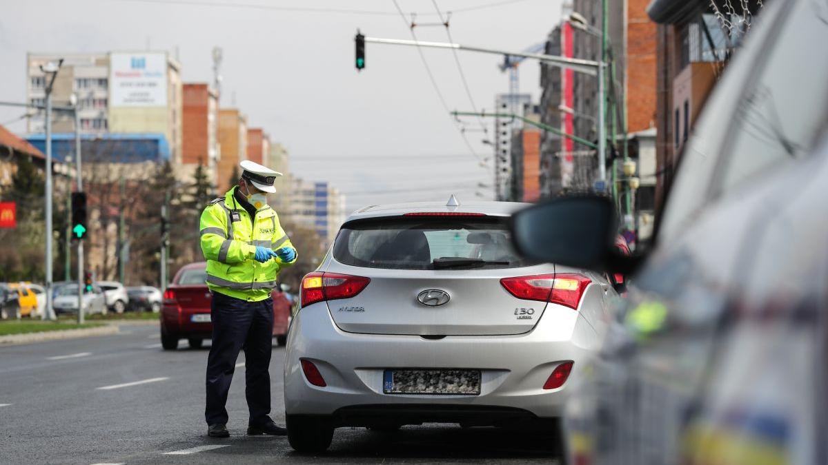 Sindicatul Europol, despre ameninţările primite de poliţişti: "Crezi că vei fi mereu îmbrăcat în uniformă? Ne întâlnim noi în timpul liber și vezi tu!"