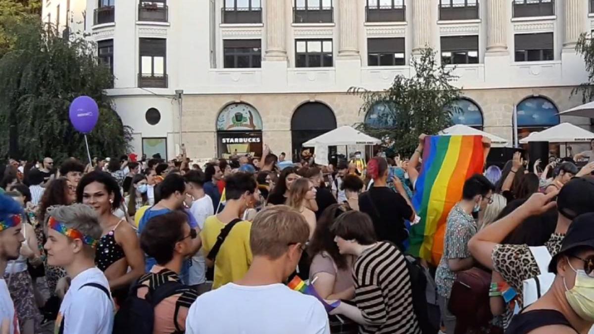 cum s au distrat participantii la bucharest pride 2021 in piata universitatii