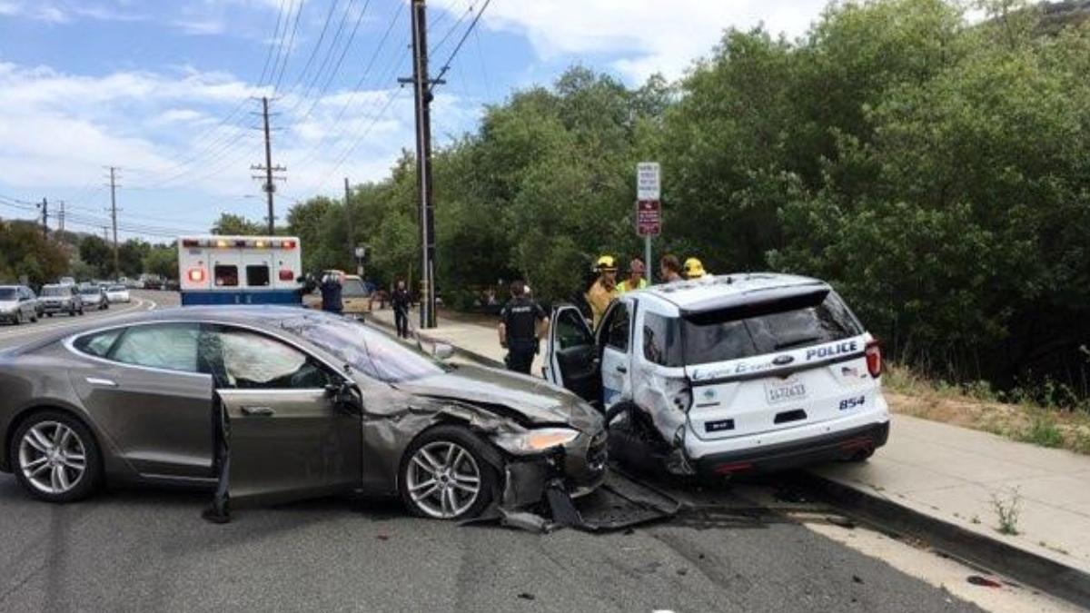 tesla-accident-sua