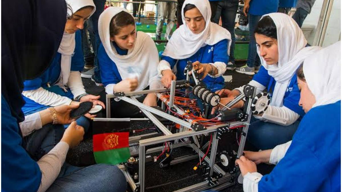 echipa robotica afganistan