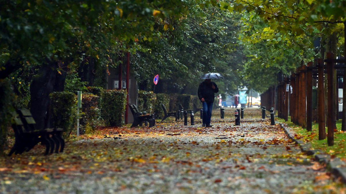  Frig și ploi în weekend! Alertă meteo de vreme rea în 27 de județe