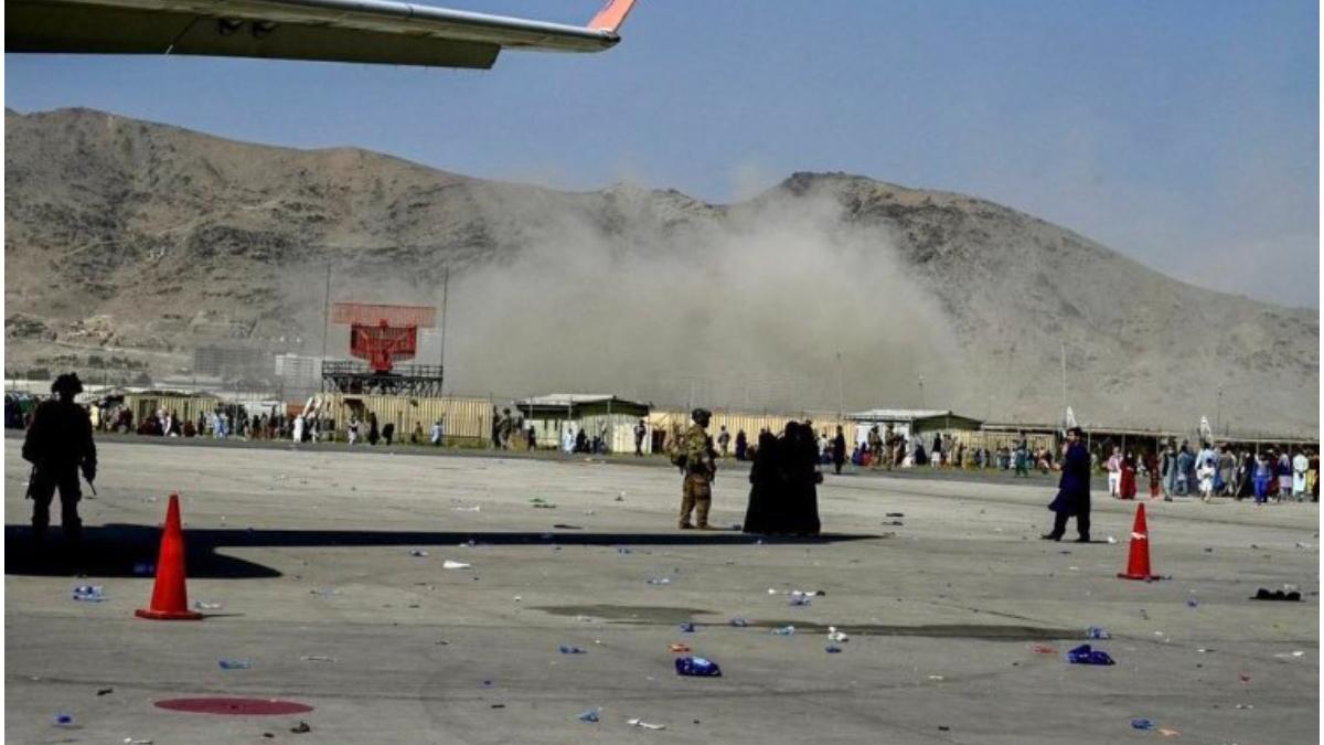 explozie aeroport KAbul