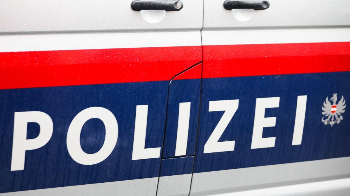 Polizei 2