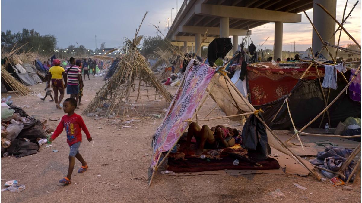 migranti tabara del rio texas