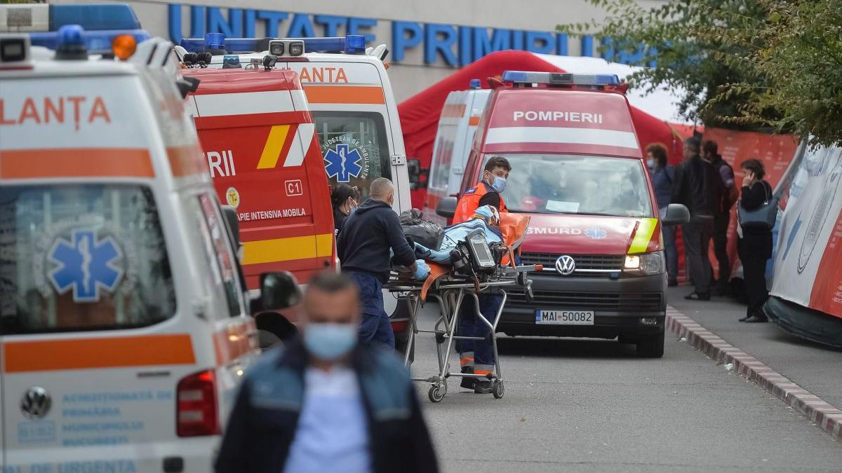 25 de apeluri pe minut la Ambulanţa Argeş, pentru testare! 75% s-au confirmat a fi cazuri de COVID-19