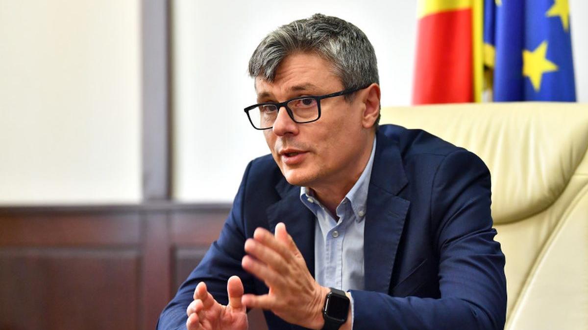 Virgil Popescu: Compensarea facturilor la energie electrică și gaze se va aplica de la 1 noiembrie 2021