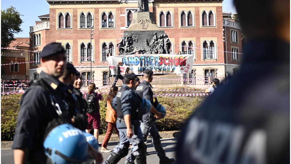 politie italia protest