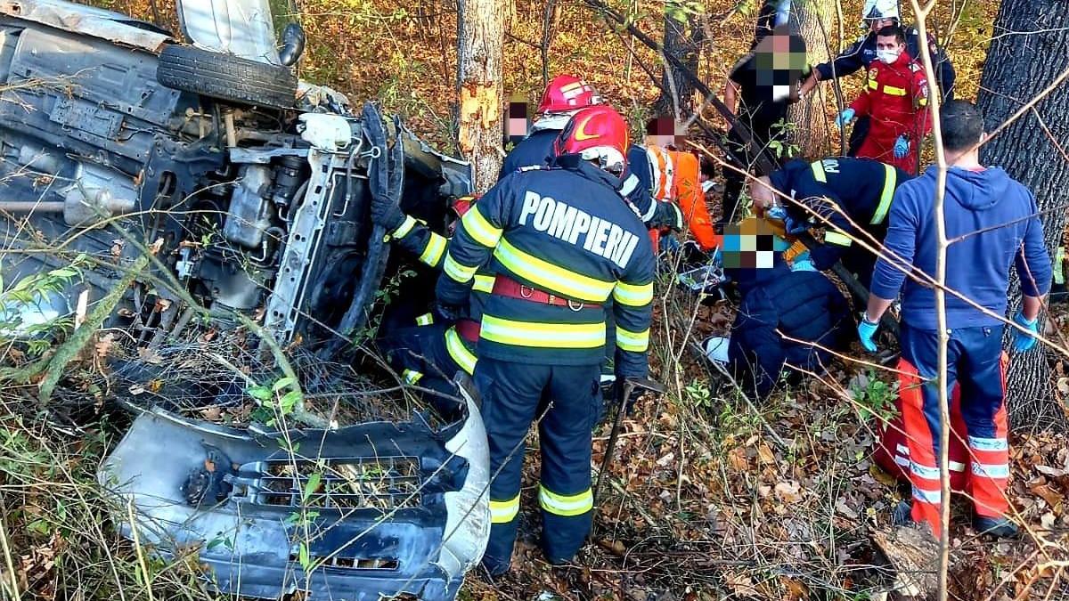 accident giurgiu masina rasturnata