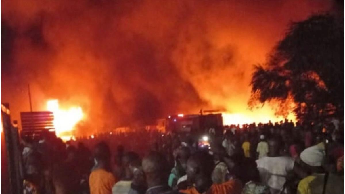 incendiu Sierra Leone