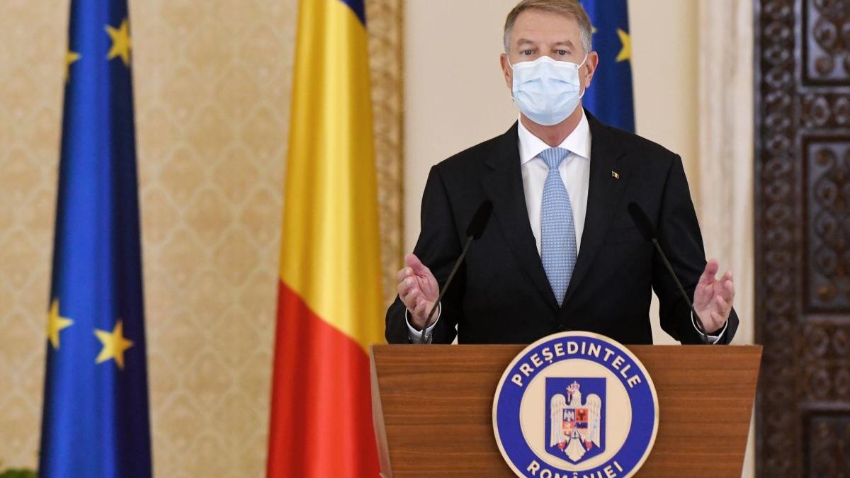 Klaus Iohannis se va întâlni diseară cu liderii PNL