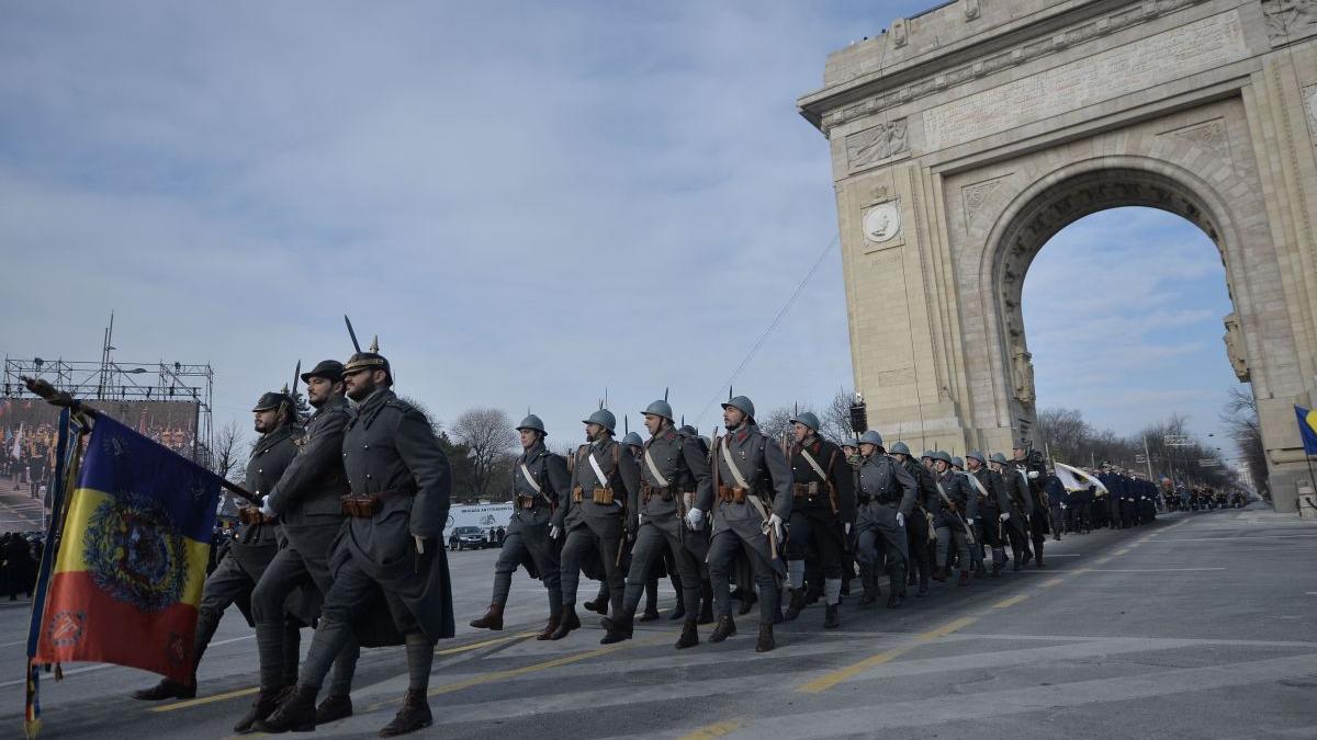 La mulți ani, români! La mulți ani, România! Ziua Națională a României - Parada Militară se vede doar la Antena 3