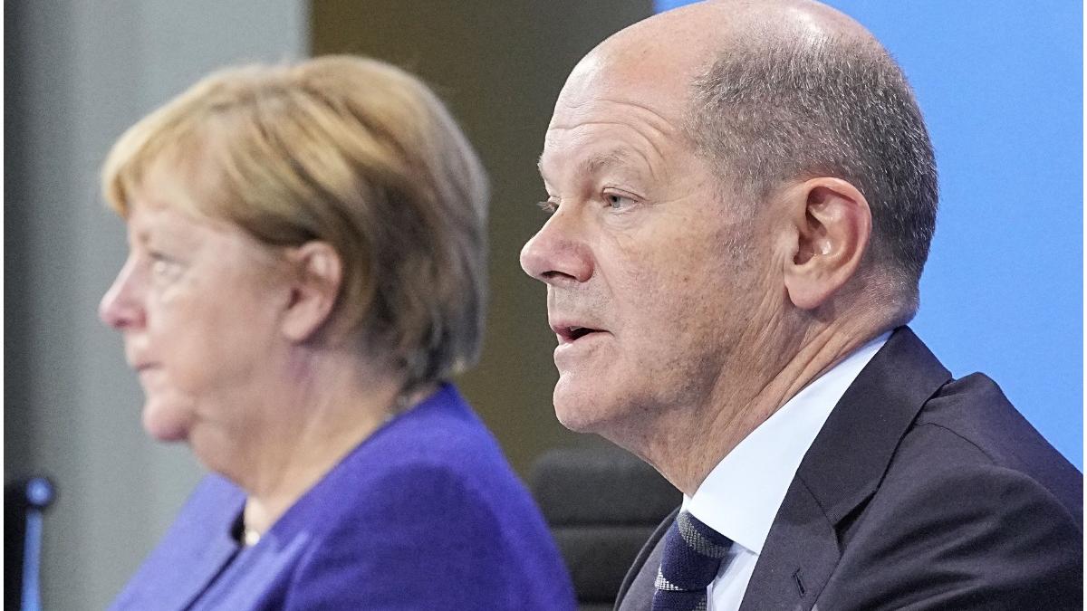 Angela Merkel  Olaf Scholz