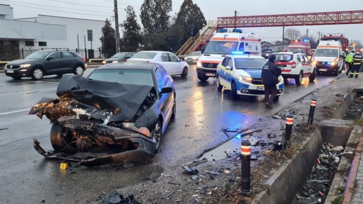 Accident Mortal Pe Dn O Persoan I A Pierdut Via A Iar Alte Patru