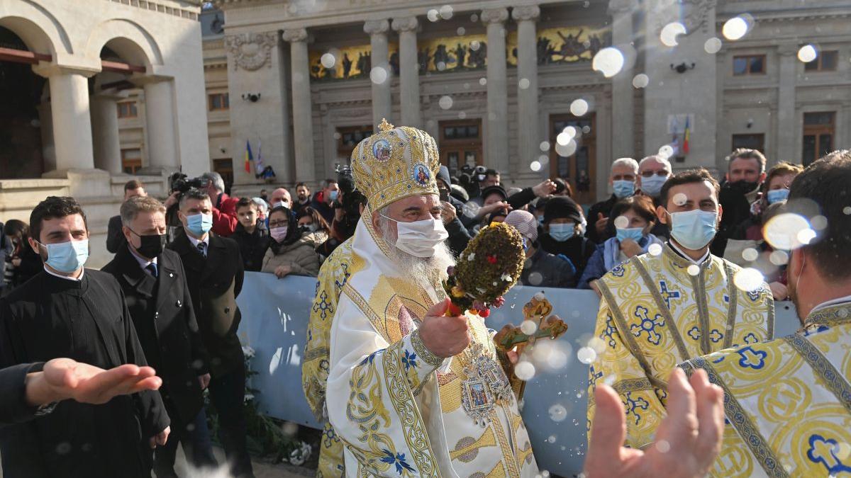 Sfântul Ioan: Aproape două milioane de români îşi sărbătoresc onomastica