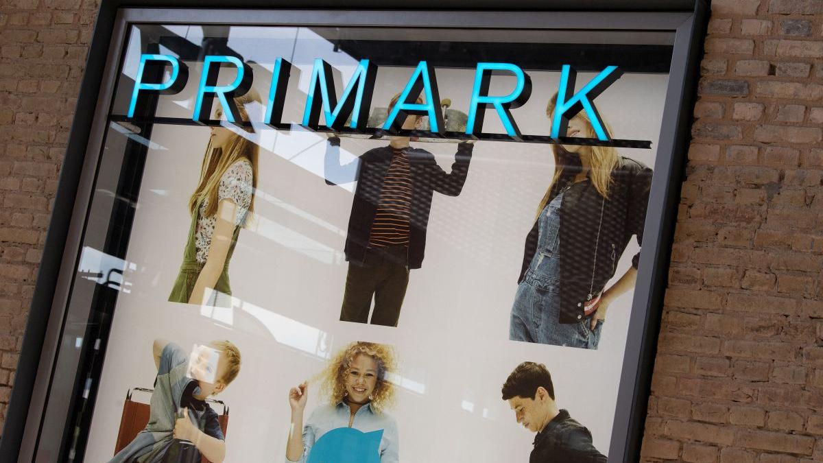 Primark deschide primul magazin în România. Unde îl veți putea găsi