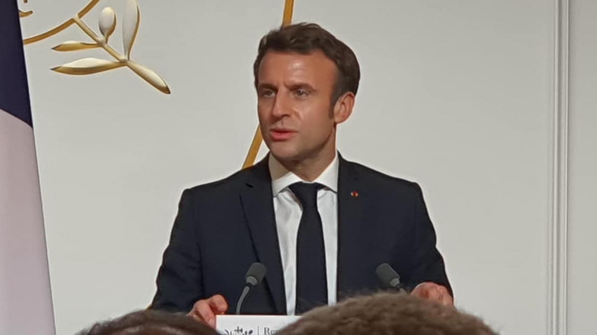 Președintele francez Emmanuel Macron se oferă să medieze încetarea focului în Ucraina | A fost primul lider occidental care a vorbit cu Putin după invazie