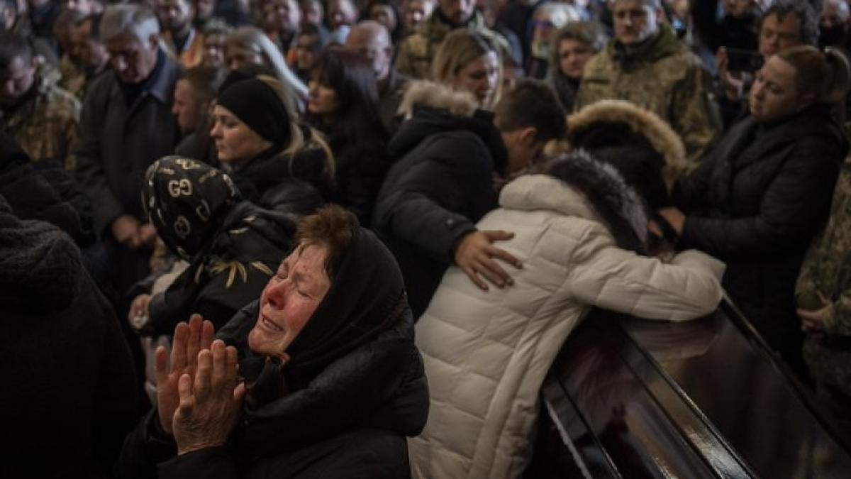 Mariupol strigat disperare ajutor mame copii