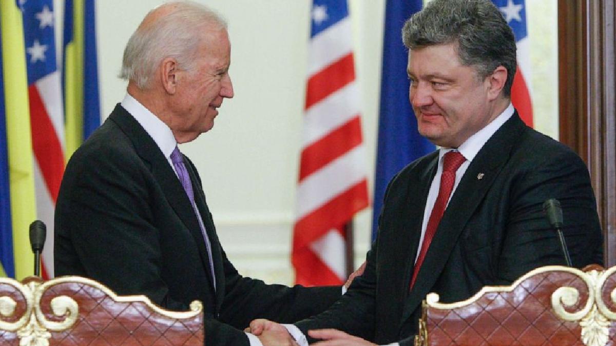 Fostul președinte ucrainean, Petro Poroshenko, îl invită pe Joe Biden în Ucraina