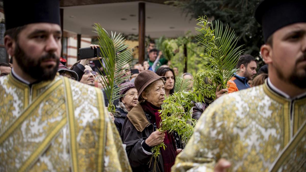 traditii obiceiuri sarbatoare florii salcie sfintita puteri magice durere mana