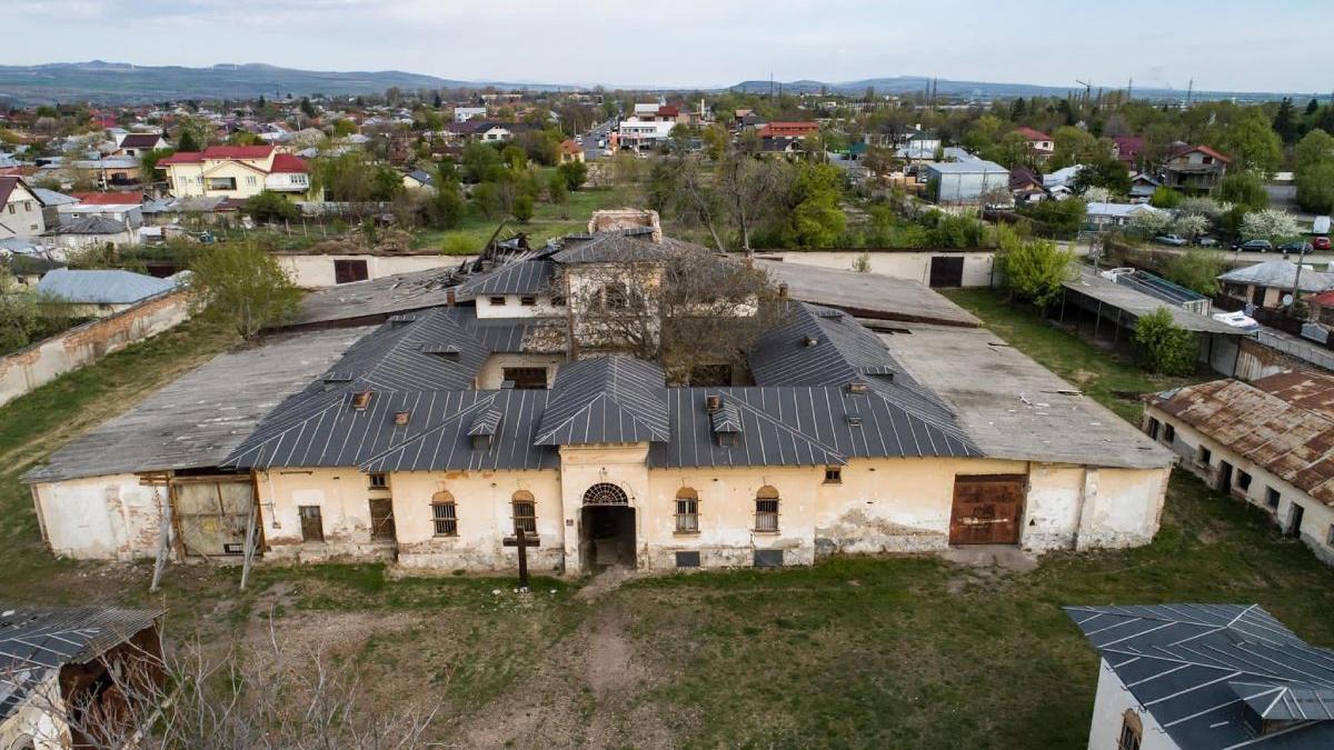 ministrul culturii inchisoarea tacerii ramnicu sarat