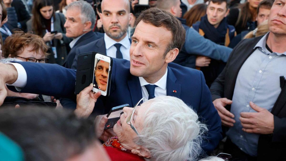 Macron 2