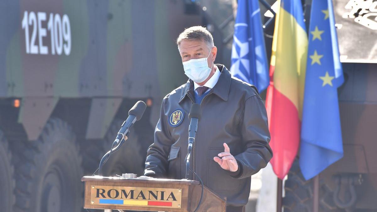 romania armata klaus iohannis