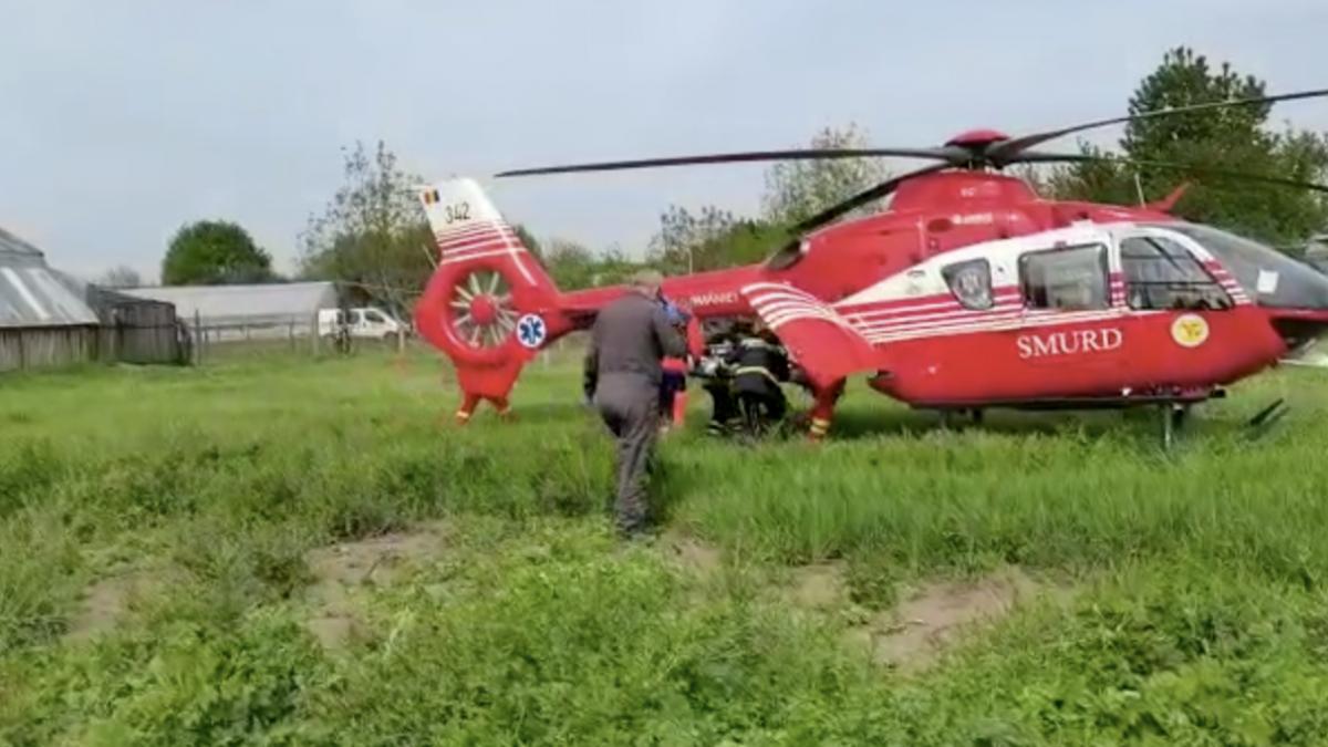 barbat beat adormit sine cale ferata tren trecut peste galati medici