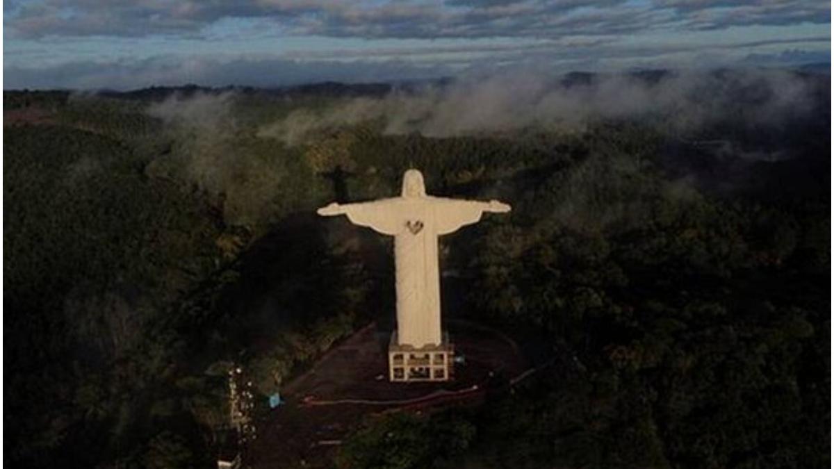 statuie Hristos Brazilia