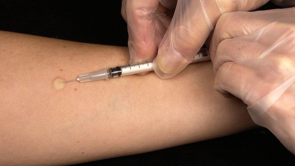 Un vaccin împotriva cancerului a fost testat cu succes pe animale. Urmează să fie testat pe oameni