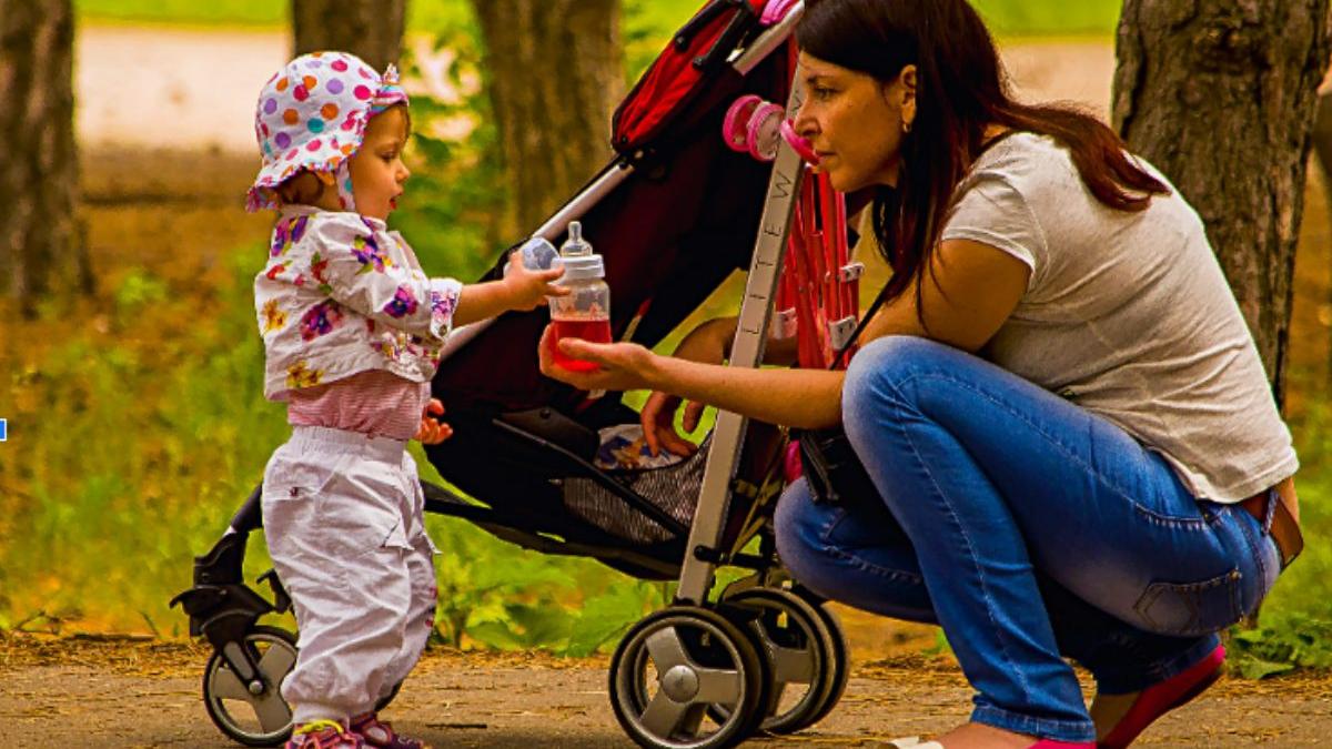 cum alegi caruciorul copilului 5 criterii de care sa tii cont