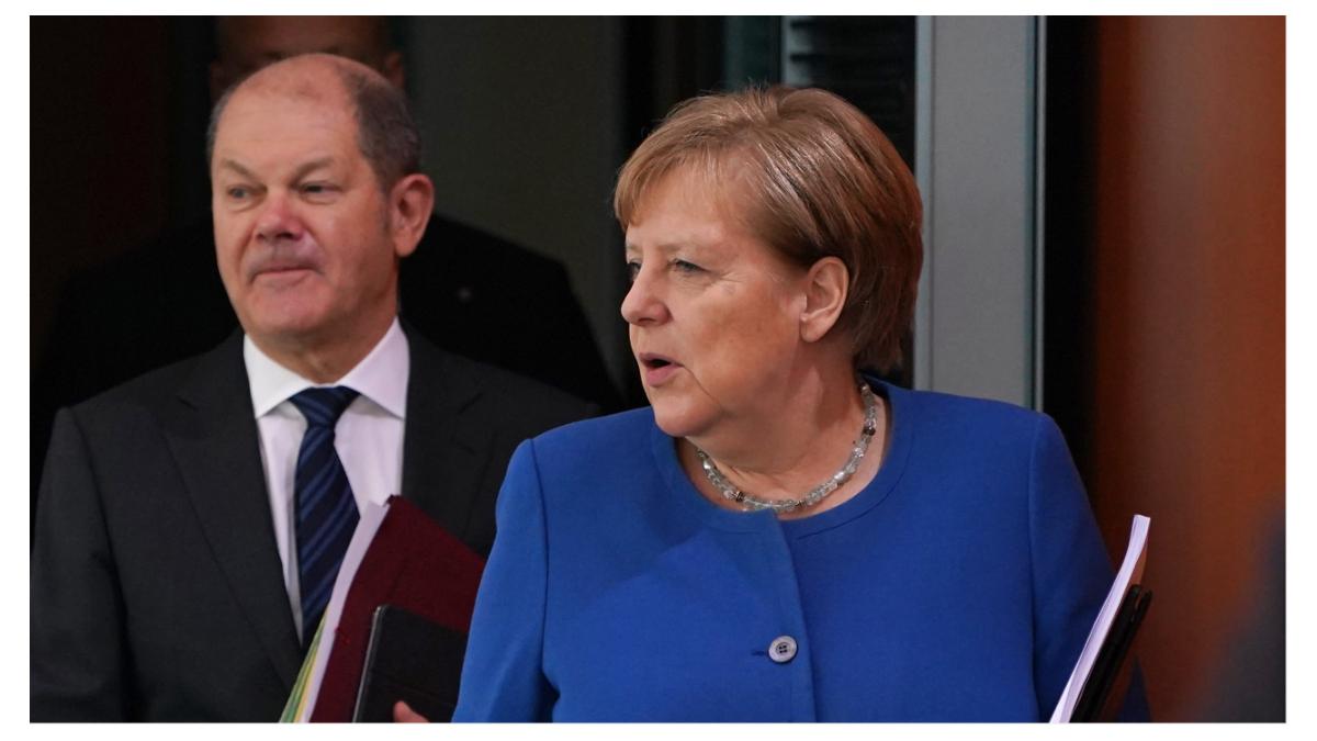 Scholz / Merkel