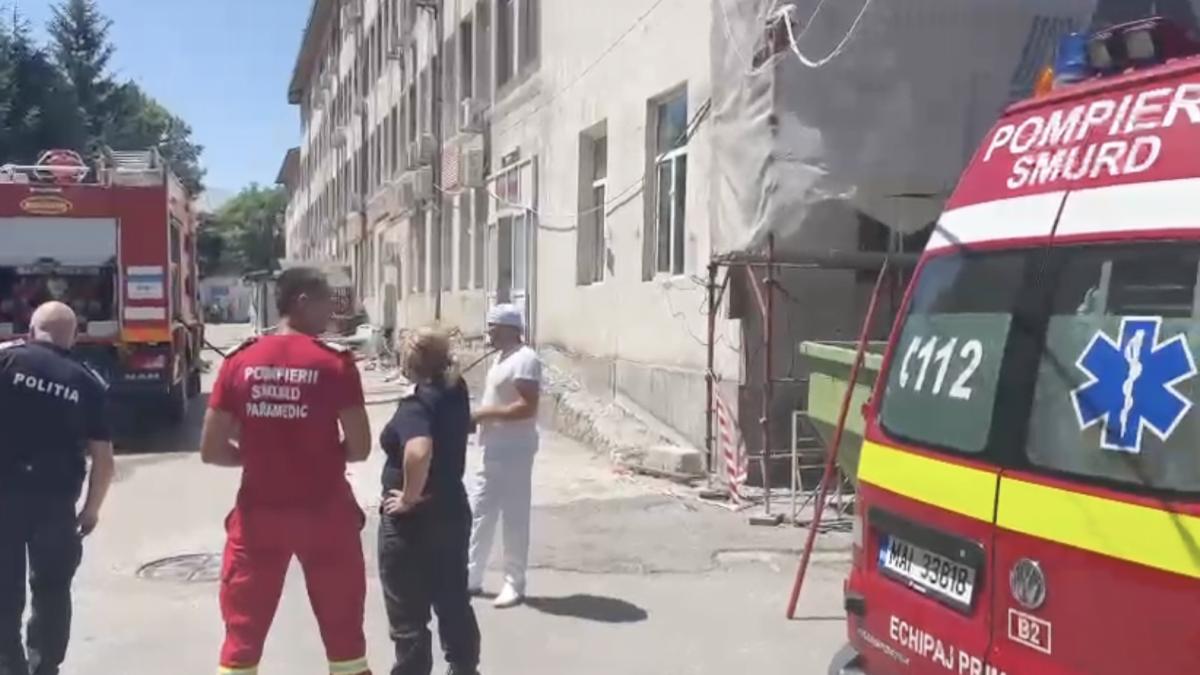 incendiu spitalul din targu jiu pacienti evacuati