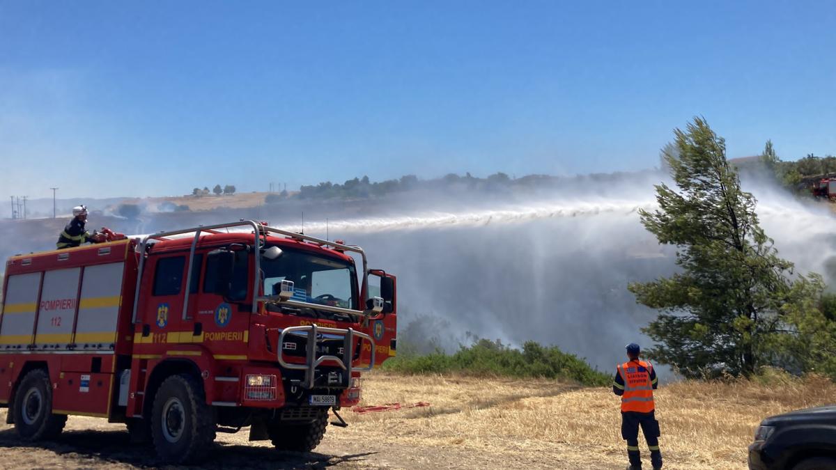 incendiu grecia atena pompieri romani