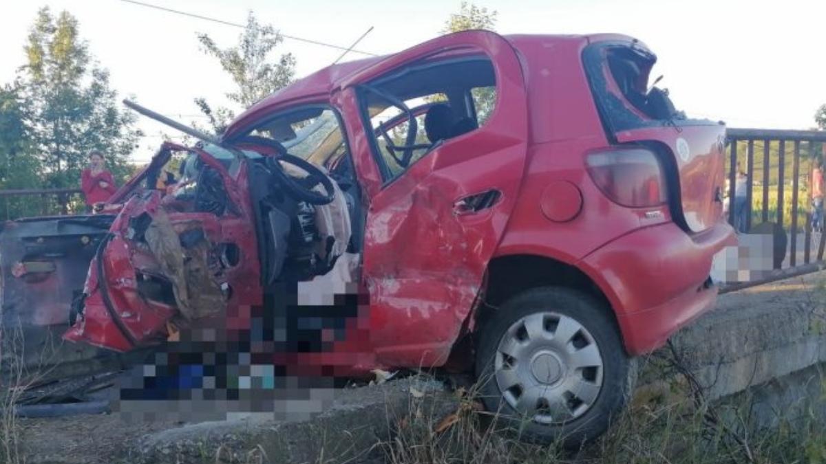 O persoană a murit și trei au fost rănite într-un accident grav pe DN 11 în Bacău