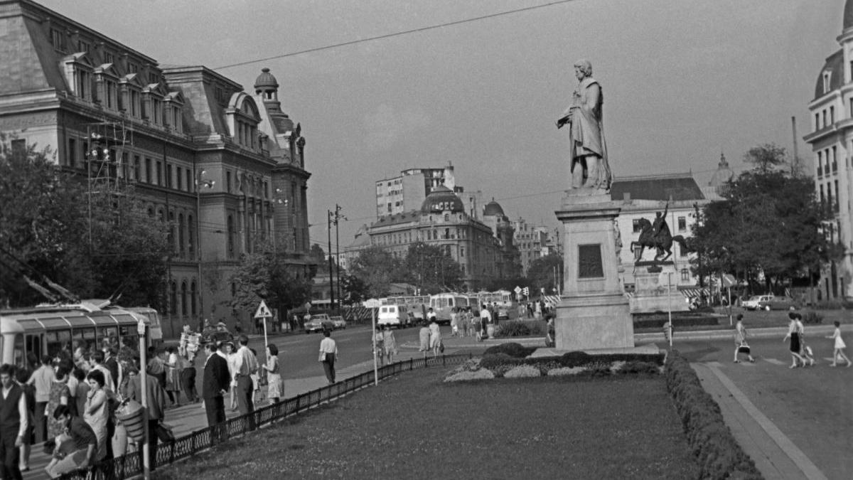 micul paris bucuresti poveste