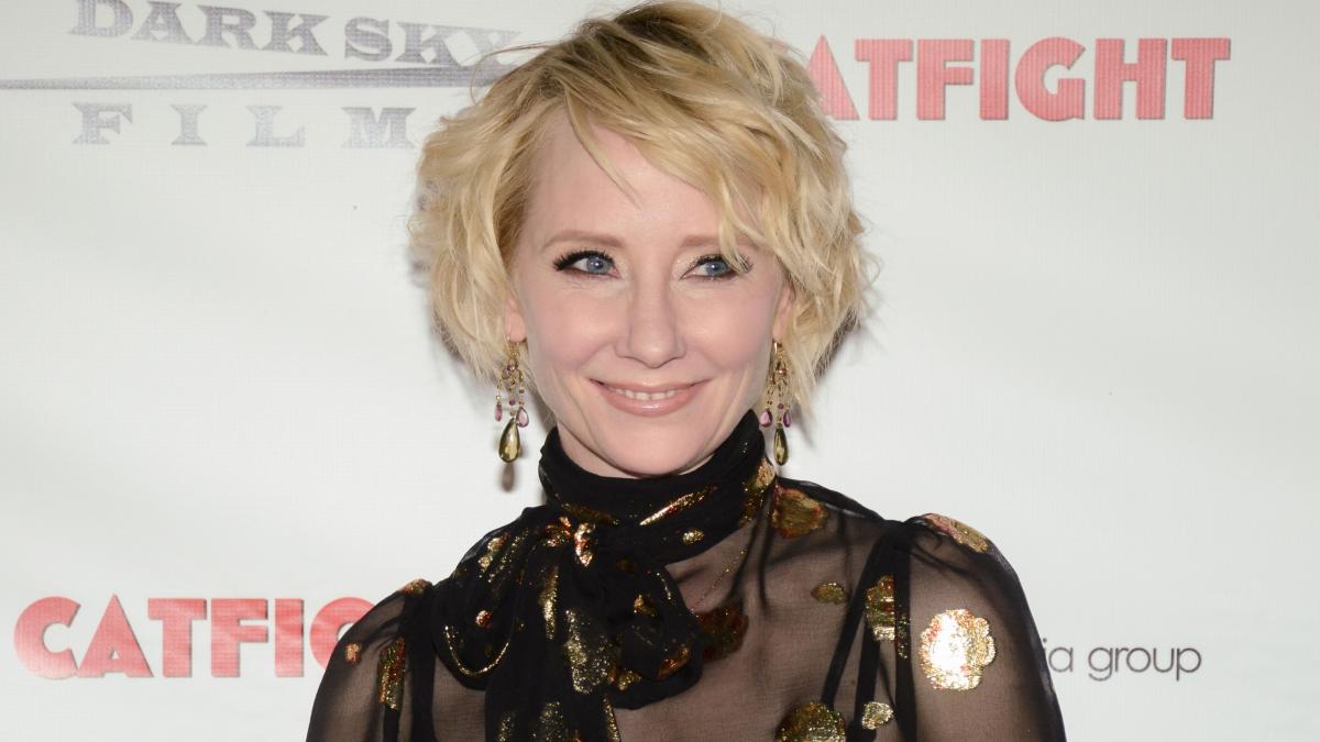 Doliu în lumea cinematografiei! Actrița Anne Heche a murit la o săptămână după accidentul rutier