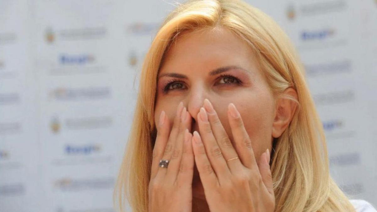 elena udrea lege penitenciare mame