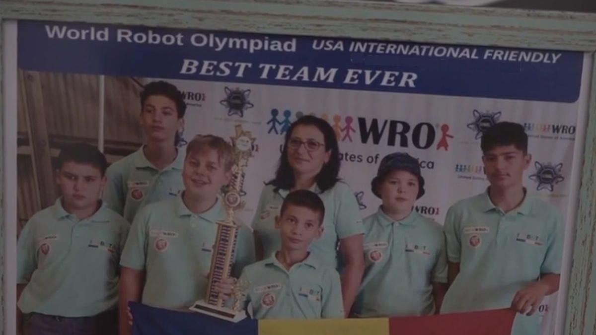 elevi olimpiada robotica